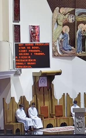 [VIDEO] Słowo na czwartą niedzielę Adwentu i Msze Święte o godz. 12:00, 17:00 i 19:00 z Mielca